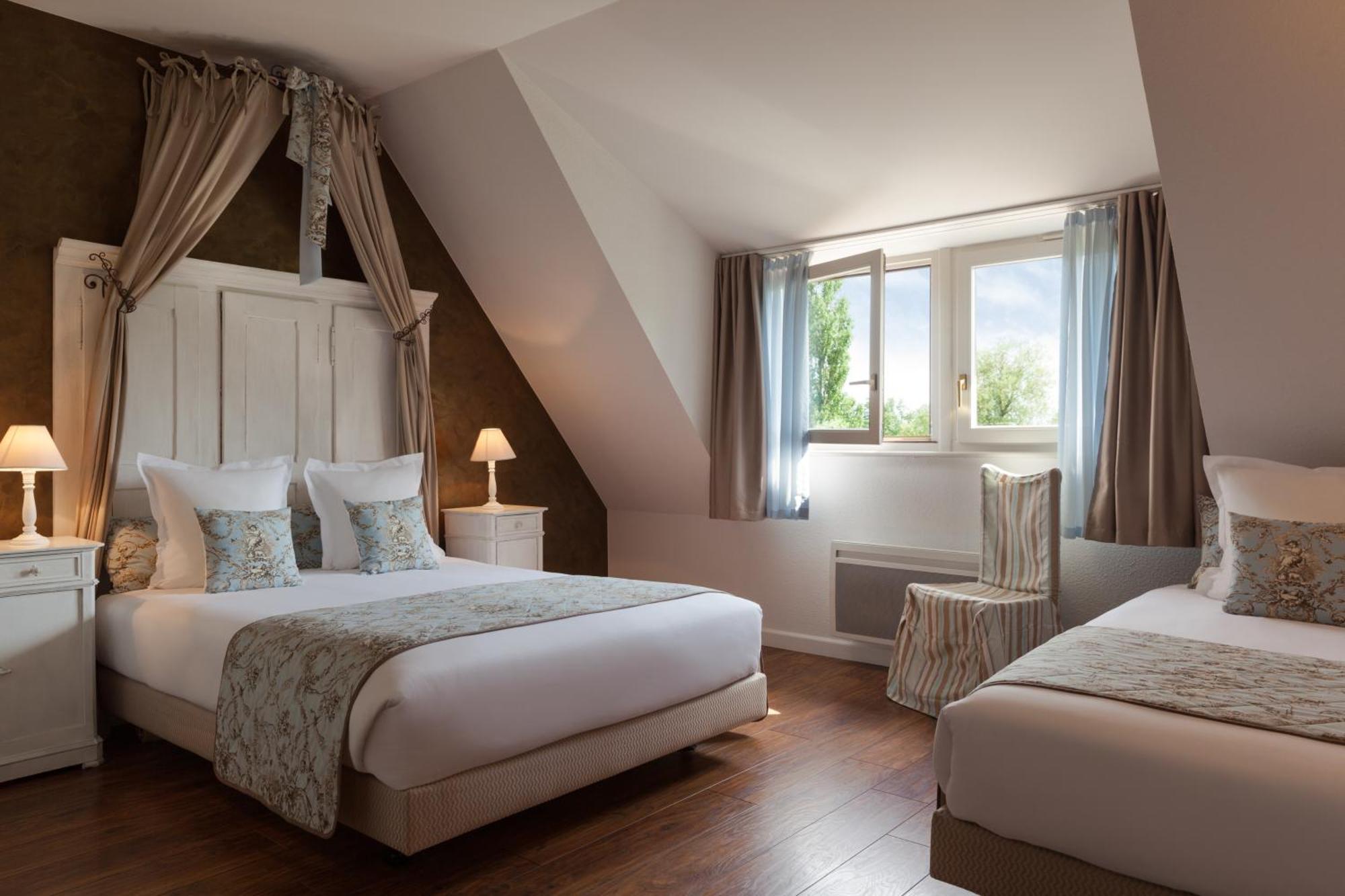 Hotel Restaurant Verger Des Chateaux, Route Des Vins Haut-Koenigsbourg 迪耶方塔勒 外观 照片