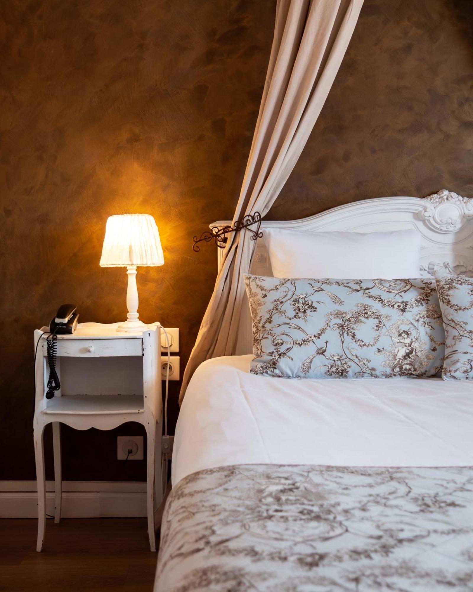 Hotel Restaurant Verger Des Chateaux, Route Des Vins Haut-Koenigsbourg 迪耶方塔勒 外观 照片