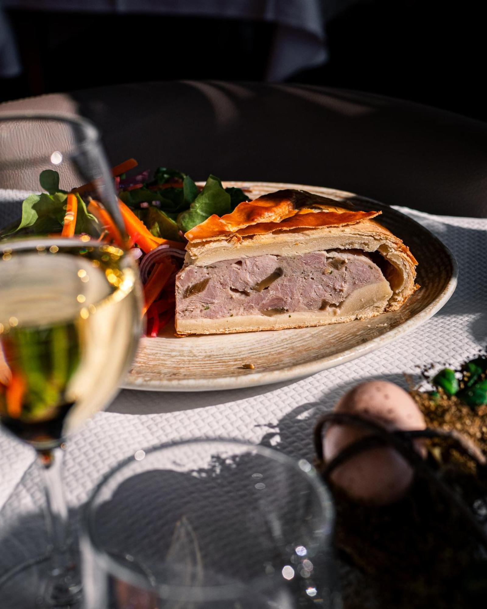 Hotel Restaurant Verger Des Chateaux, Route Des Vins Haut-Koenigsbourg 迪耶方塔勒 外观 照片