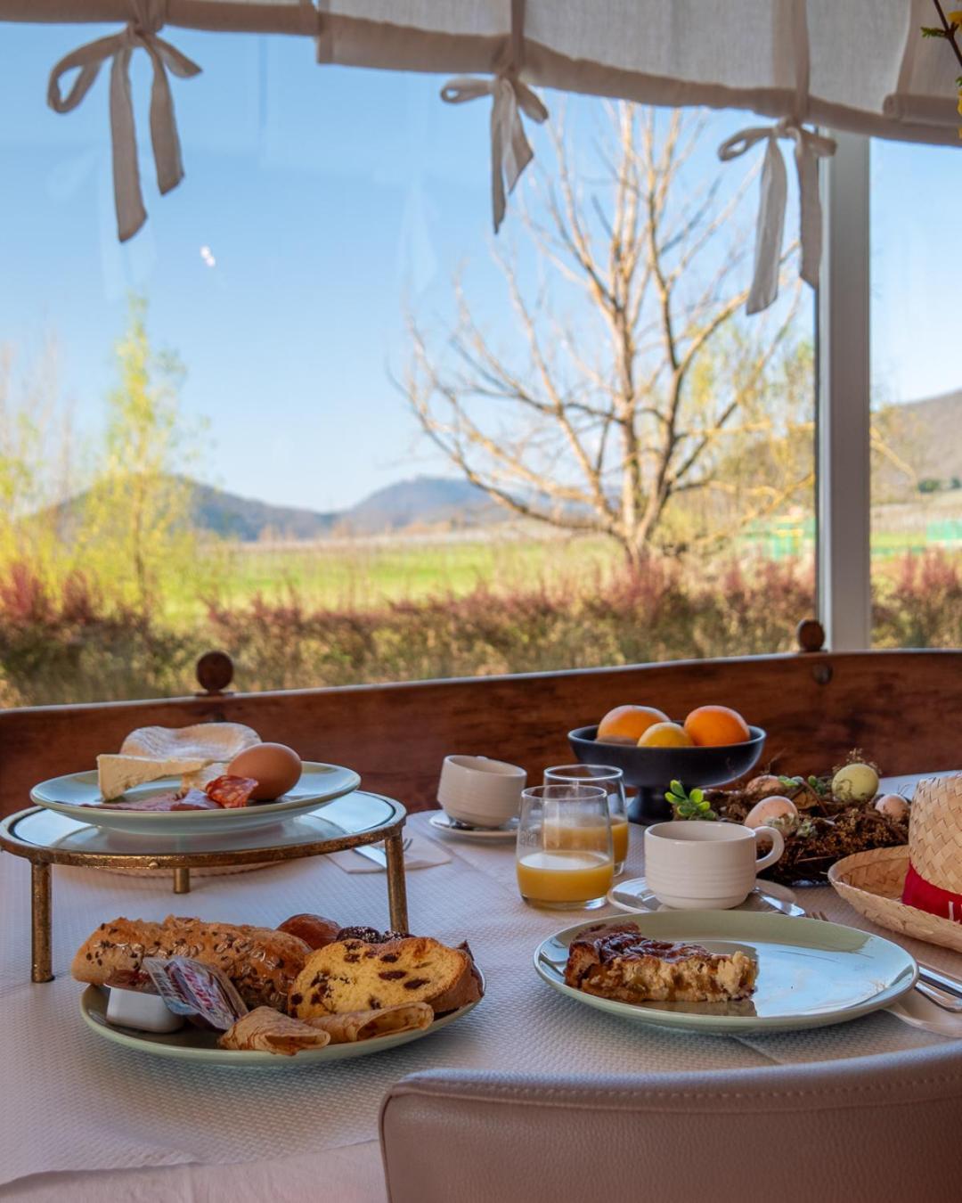 Hotel Restaurant Verger Des Chateaux, Route Des Vins Haut-Koenigsbourg 迪耶方塔勒 外观 照片